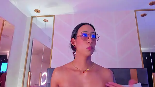 GabyPetit online show from January 16, 2026, 7:51 pm