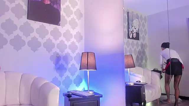 GabyPetit online show from May 8, 2026, 11:59 am