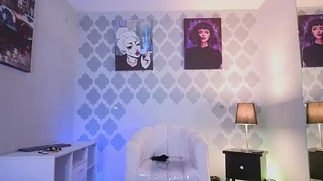 GabyPetit online show from July 8, 2026, 7:51 pm