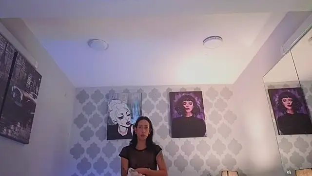 GabyPetit online show from August 3, 2026, 7:50 pm