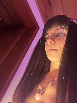 VioletaSubmissive online show from September 17, 2025, 10:00 pm