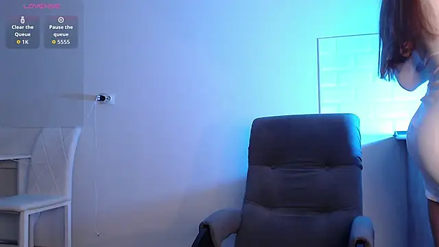 Snapshot of Eva_Hailey_ chatting on February 4, 2026, 4:40 am Eva Hailey online show from February 4, 2026, 4:40 am