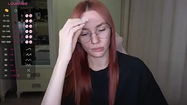 littlevildevil online show from October 4, 2025, 10:57 am