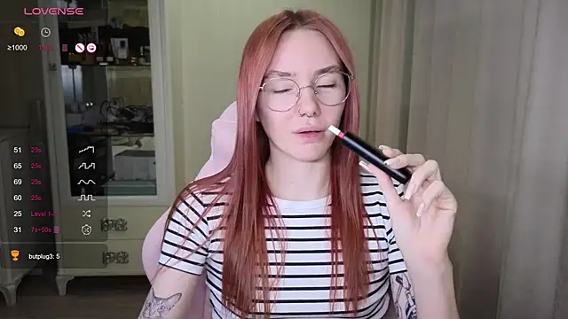 littlevildevil online show from October 12, 2025, 11:09 am