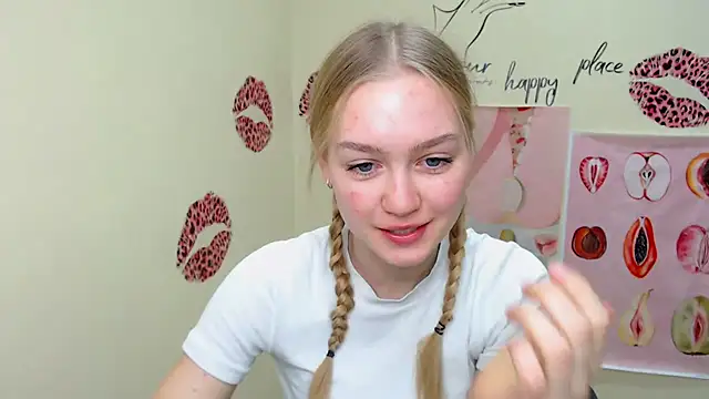 MademoiselleCl online show from December 7, 2024, 5:59 am