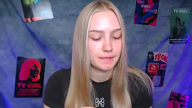 MademoiselleCl online show from September 20, 2025, 6:14 am