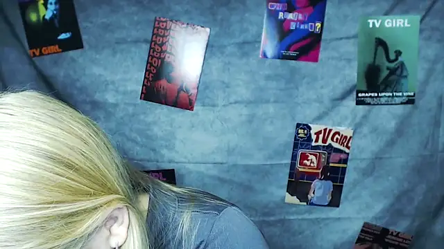 MademoiselleCl online show from October 6, 2025, 11:18 am