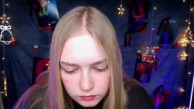 MademoiselleCl online show from January 18, 2026, 1:15 pm