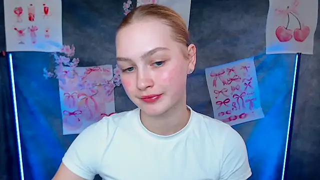 MademoiselleCl online show from March 6, 2026, 1:18 pm