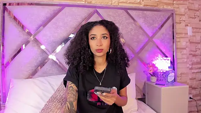 Snapshot of _lanna_jhonson_ chatting on September 14, 2025, 2:33 am lanna jhonson online show from September 14, 2025, 2:33 am