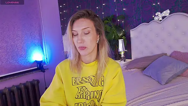 ElizaMayers online show from February 8, 2026, 7:17 pm