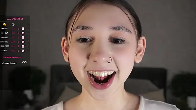 AislyEmbury online show from January 22, 2025, 1:10 am