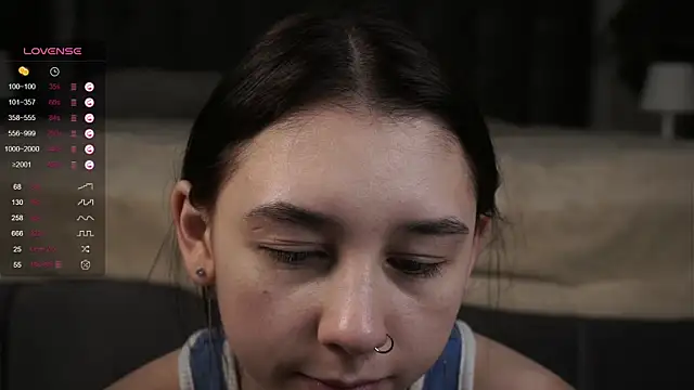 AislyEmbury online show from March 5, 2025, 10:43 pm