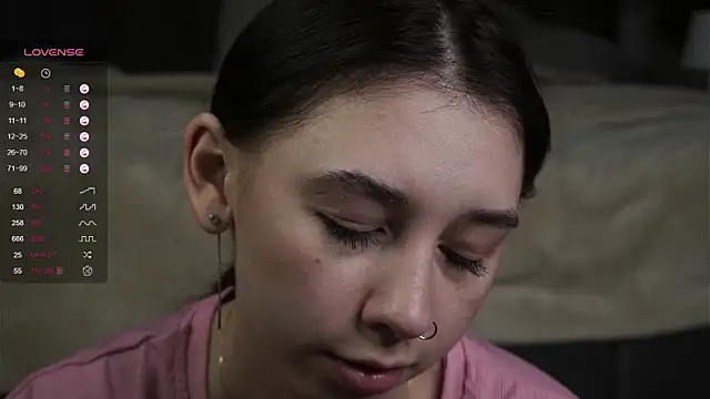 AislyEmbury online show from March 8, 2025, 2:55 am