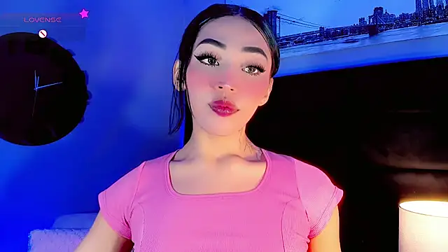 Snapshot of Valery_Sophiia chatting on February 7, 2025, 5:52 am Valery Sophiia online show from February 7, 2025, 5:52 am