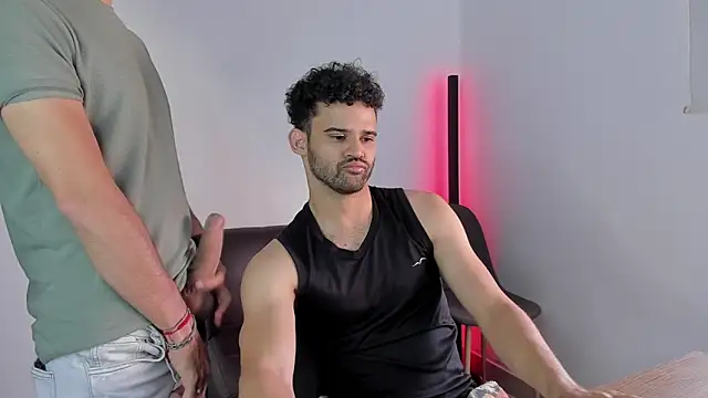 crisandrews online show from September 24, 2025, 9:07 pm