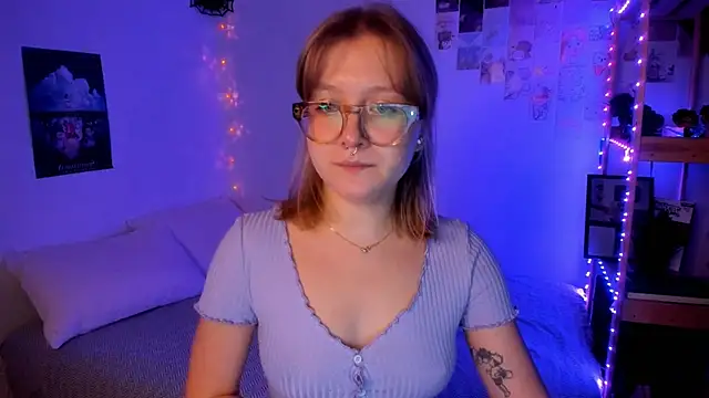 Snapshot of leazy_peazy chatting on November 5, 2025, 4:45 am leazy peazy online show from November 5, 2025, 4:45 am