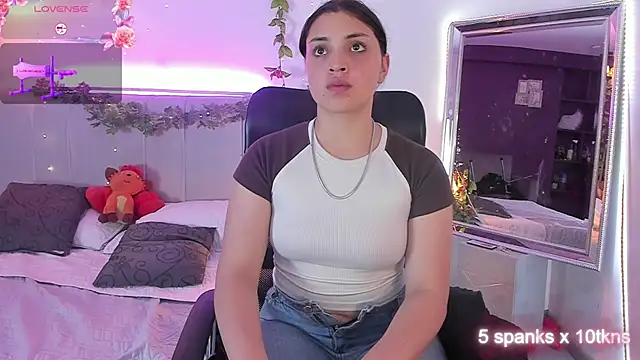 Snapshot of VickyBuunny chatting on March 3, 2025, 2:15 pm VickyBuunny online show from March 3, 2025, 2:15 pm