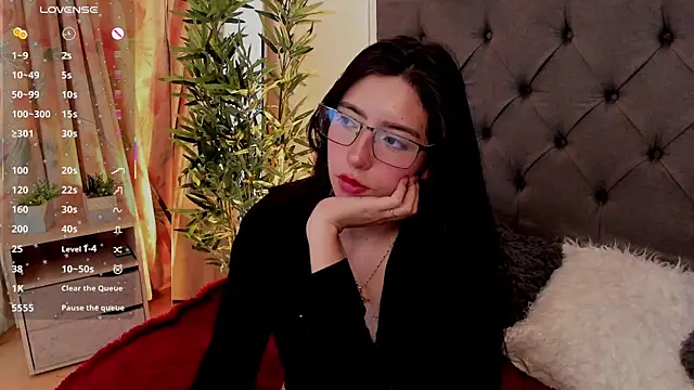 aisha bx online show from January 21, 2025, 5:30 pm