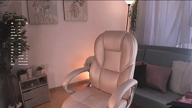 aisha bx online show from November 29, 2025, 12:41 pm