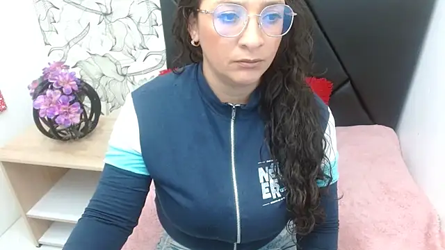 Snapshot of sarax_ximena chatting on April 26, 2026, 12:52 am sarax ximena online show from April 26, 2026, 12:52 am