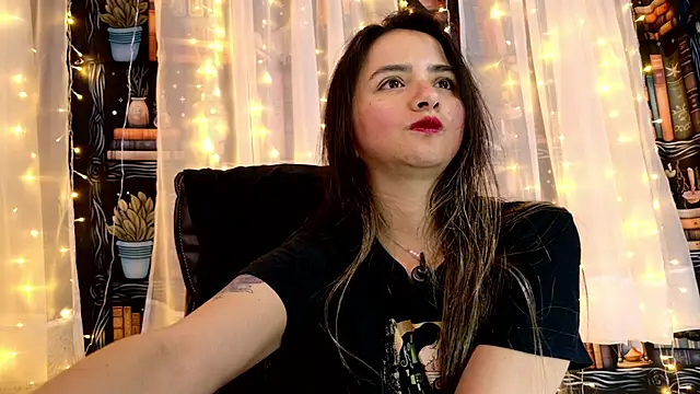 julietta   jackson online show from June 10, 2026, 10:08 pm