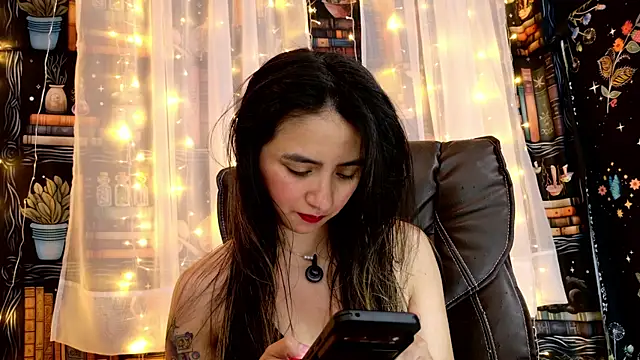julietta   jackson online show from June 11, 2026, 5:22 pm