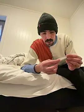 wolfwhite95 online show from March 15, 2026, 11:49 am