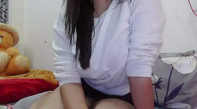 ANANYA-TIWARI online show from January 12, 2025, 4:00 am