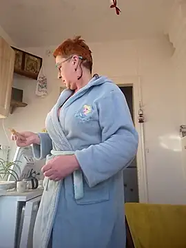 YourTenderness45 online show from February 2, 2026, 7:18 am