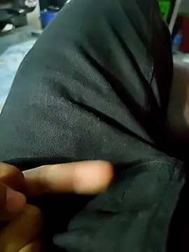 Bengali Boy75 online show from September 24, 2025, 11:24 am