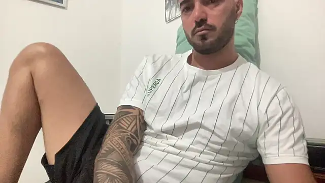 Snapshot of alessandromori91 chatting on September 21, 2025, 7:26 pm alessandromori91 online show from September 21, 2025, 7:26 pm