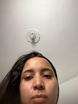 Snapshot of MollySanders___ chatting on January 7, 2025, 4:27 pm MollySanders online show from January 7, 2025, 4:27 pm