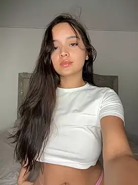 Snapshot of MollySanders___ chatting on January 22, 2025, 3:41 am MollySanders online show from January 22, 2025, 3:41 am