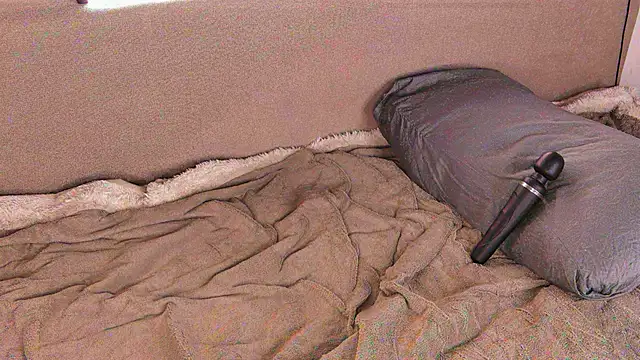 Snapshot of VelvetAnna chatting on March 3, 2026, 2:12 pm VelvetAnna online show from March 3, 2026, 2:12 pm