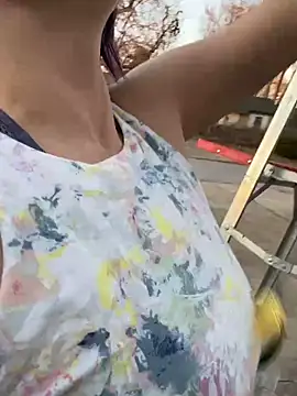 Big-Tits-McGee online show from February 3, 2025, 11:47 pm