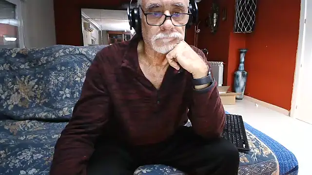 maduroguapo online show from January 21, 2025, 10:19 pm