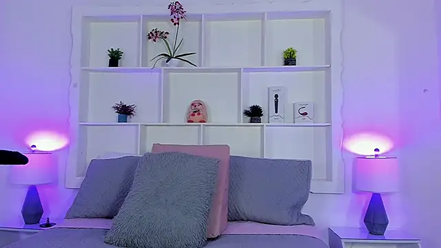 Jenifer Diaz online show from February 3, 2026, 12:54 pm