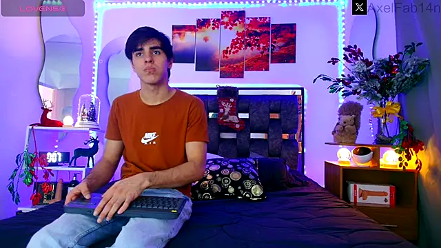 Alex and Fabian online show from December 8, 2024, 6:17 pm