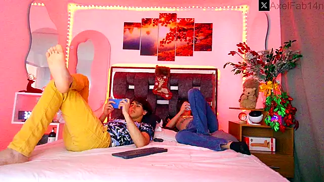 Alex and Fabian online show from December 11, 2024, 9:34 pm