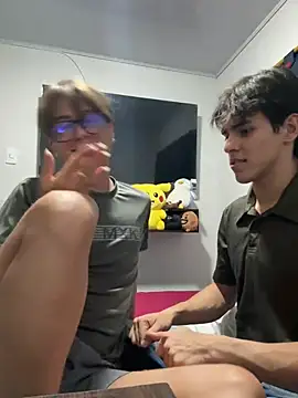 Alex and Fabian online show from May 26, 2026, 5:25 am