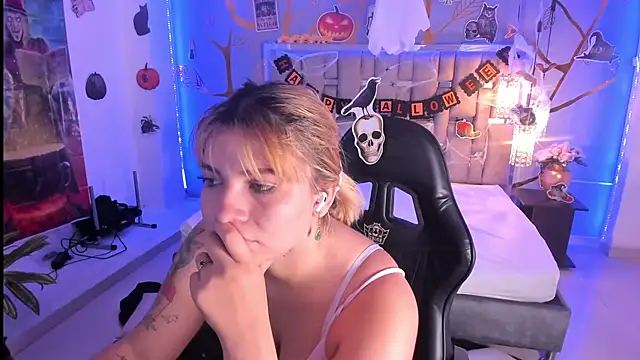 AlessiaDouce online show from October 29, 2025, 4:26 am