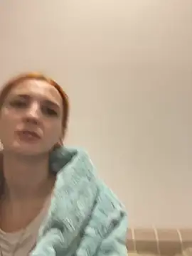 IngridMayer online show from December 18, 2024, 10:57 pm