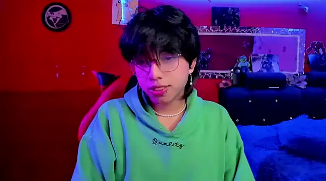 AnggelONfiree online show from December 11, 2024, 7:09 am