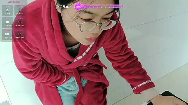 luoxuwen online show from December 25, 2024, 3:08 am