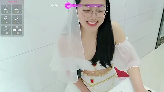 luoxuwen online show from January 6, 2025, 2:26 am