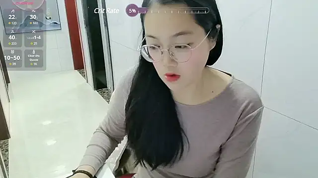 luoxuwen online show from March 10, 2025, 1:12 am