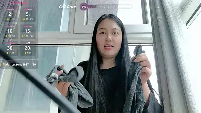 luoxuwen online show from March 16, 2026, 5:44 am