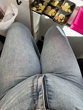 Nxxrhx online show from October 22, 2025, 10:04 am