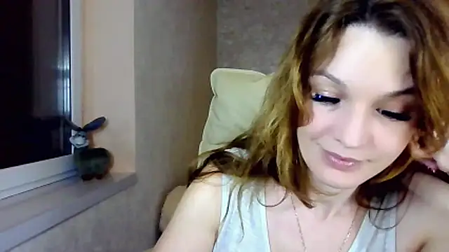 impossibleluna online show from February 8, 2026, 6:55 pm